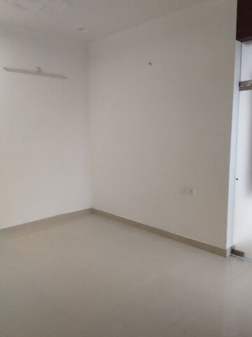 Room in 2 BHK Independent House at Vineet Khand – for Rent