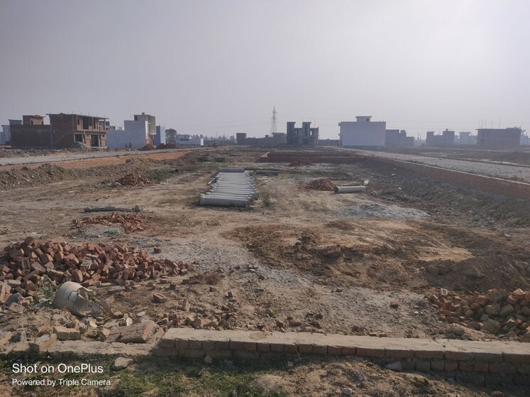 undefined, modipuram  125 Sq.Yd. Plot In Modipuram Meerut 9840105