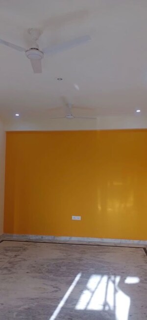 2 BHK Independent House For Rent in Sector 56