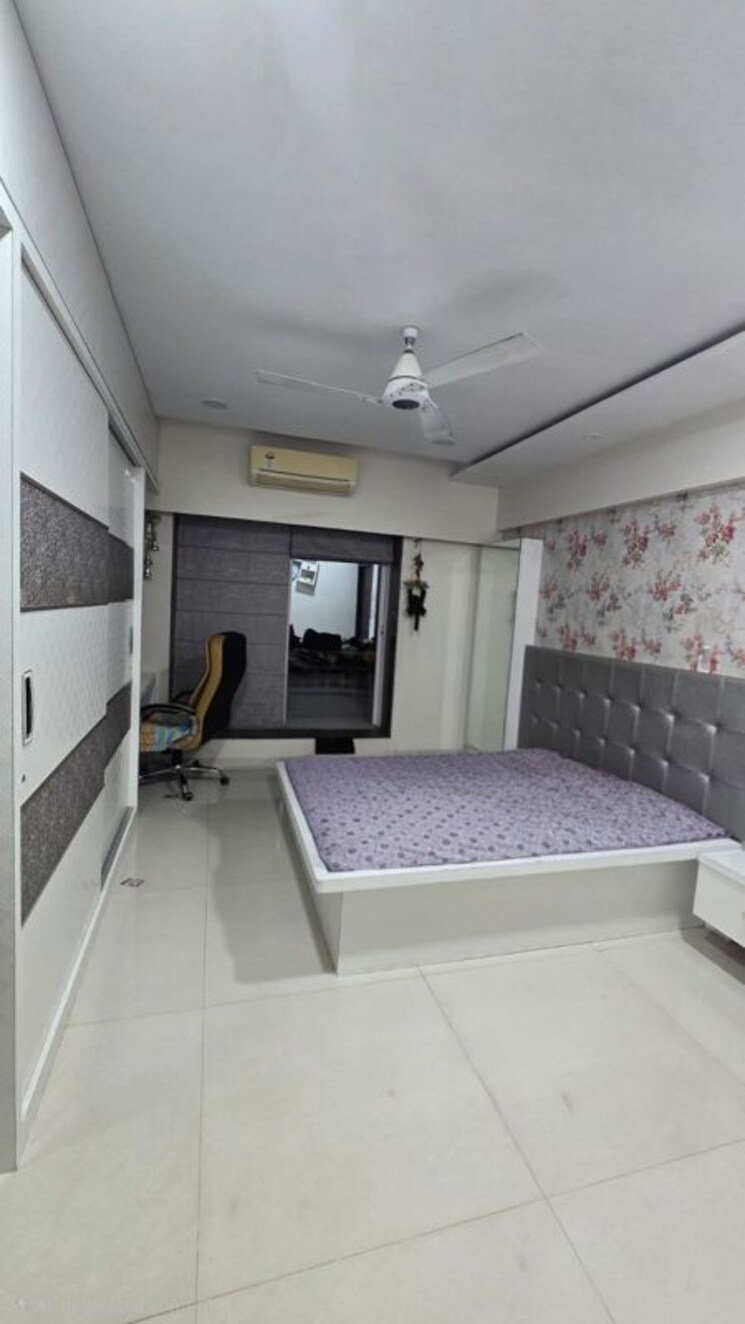 Master Bedroom, regency-cosmos 3 Bedroom 1600 Sq.Ft. Apartment In Baner Pune 9840113