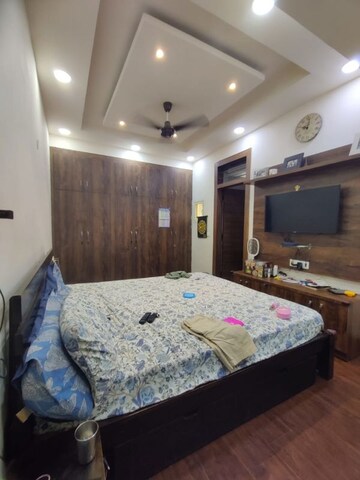 Bedroom in 2 BHK Apartment at RWA Apartments Sector 29, Sector 29 – for Rent