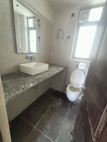 Master Bedroom in 2 BHK Apartment at Unitech The Residences Sector 33, Sector 33 – for Rent