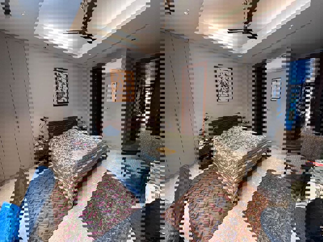 4 BHK + Pooja Room,Servant Room,Study Room,Extra Room Apartment For Rent in Greater Kailash I