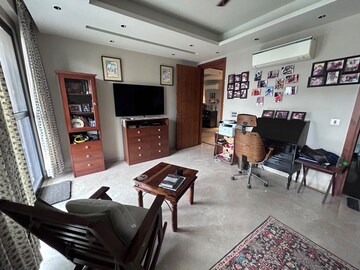 Parking in 4 BHK Apartment at Greater Kailash I – for Rent