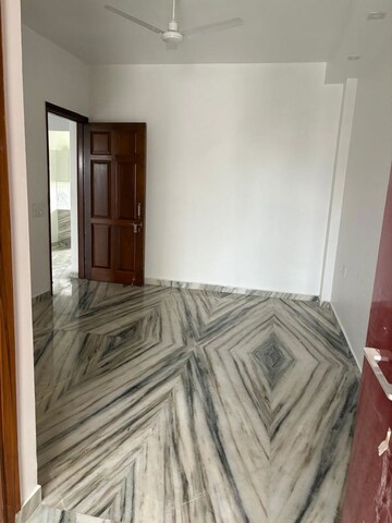 3 BHK Builder Floor For Rent in Empire Floors, Sector 57