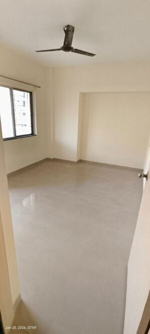 Room in 4 BHK Apartment at Colonial Hearth, Model Colony – for Rent