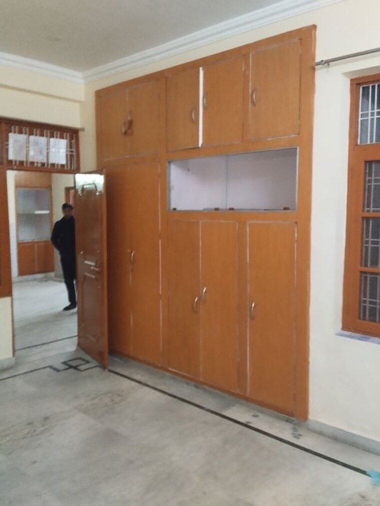 Room, gomti nagar 2 Bedroom 1250 Sq.Ft. Independent House In Gomti Nagar Lucknow 9840158