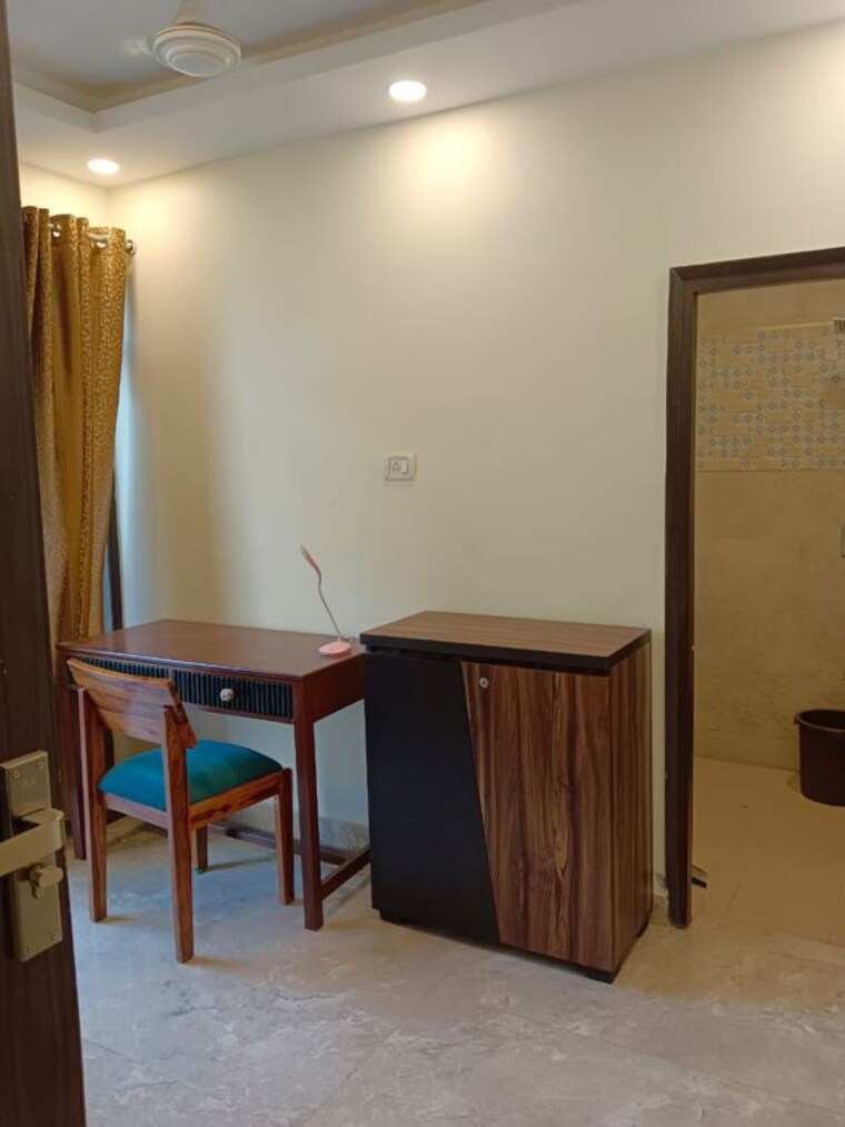 Living Room, lajpat nagar 1 Bedroom 456 Sq.Ft. Apartment In Lajpat Nagar Delhi 9840162