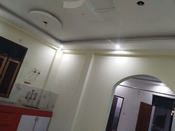 Furnished Amenities in 2 BHK Apartment at Gomti Nagar – for Rent