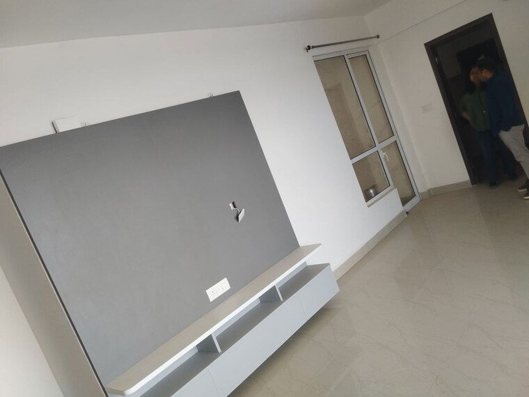 Room, gomti nagar 3.5 Bedroom 1955 Sq.Ft. Apartment In Gomti Nagar Lucknow 9840169