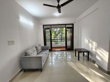 Living Room in 3 BHK Apartment at Indiranagar – for Rent