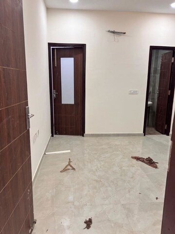 Room in 3 BHK Independent House at Nijampur Malhaur – for Rent