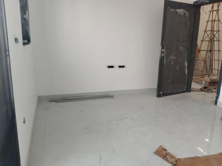 Room, sector 144 2 Bedroom 150 Sq.Mt. Independent House In Sector 144 Noida 9840202