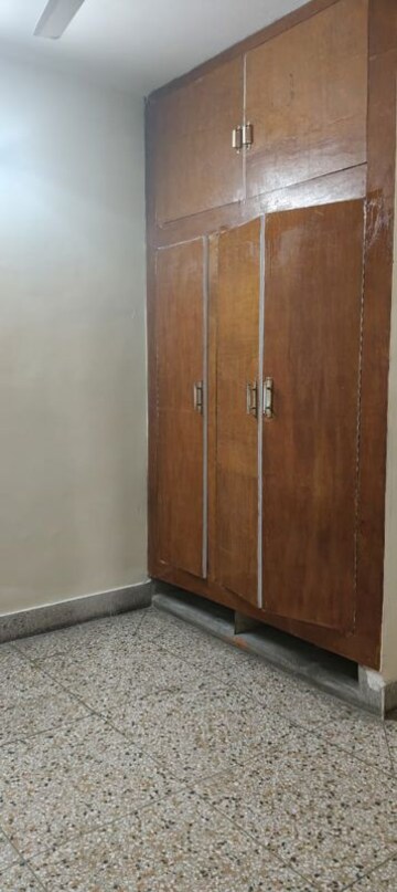 Furnished Amenities in 2.5 BHK Apartment at Eiffel Vivassa Estate, Bagiamau – for Rent