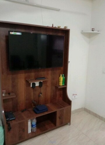 Furnished Amenities in 2 BHK Apartment at Gaur Atulyam, Omicron I Greater Noida – for Rent