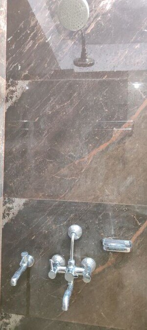 Furnished Amenities in 3.5 BHK Apartment at Omaxe Waterscapes, Gomti Nagar – for Rent