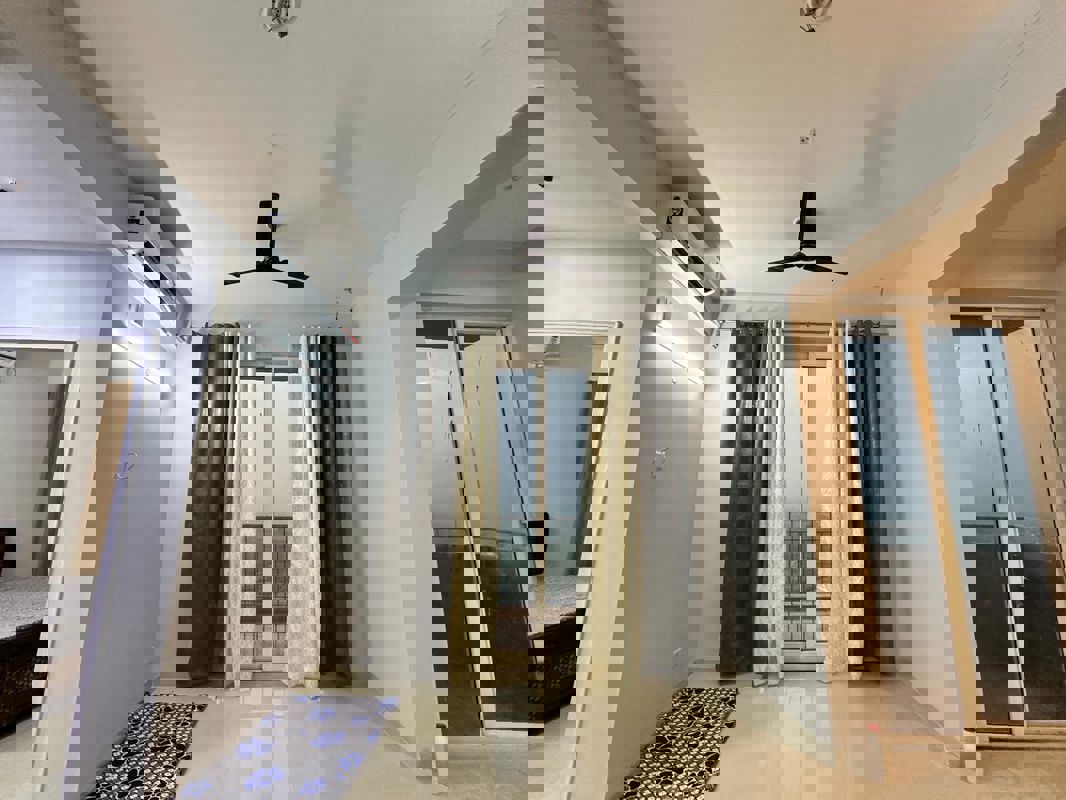 2 BHK 1180 Sq.Ft. Builder Floor in Supertech Hues