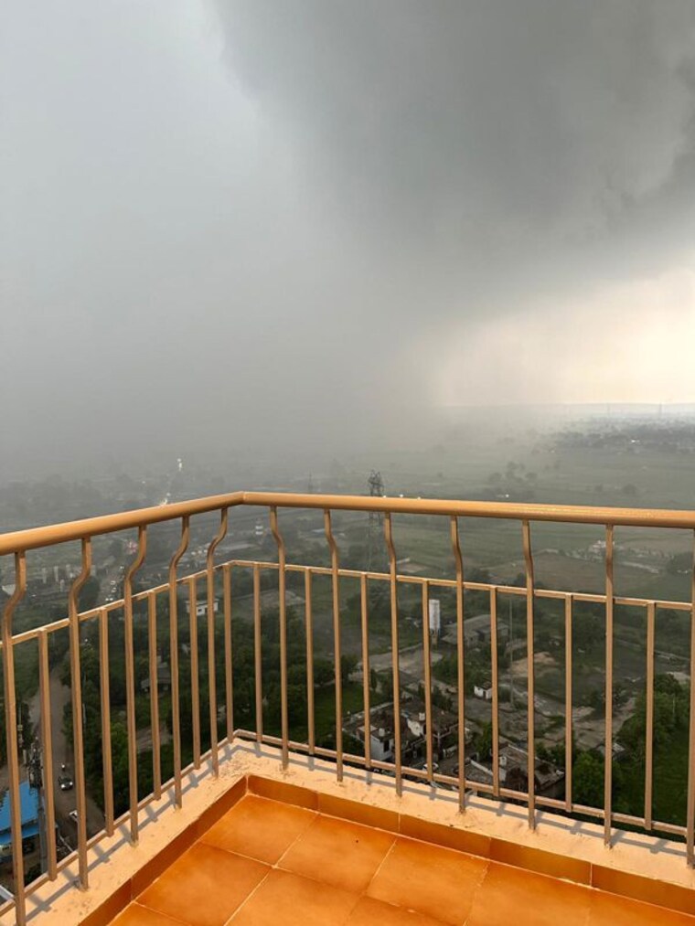 Balcony, supertech-hues 2 Bedroom 1180 Sq.Ft. Builder Floor In Sector 68 Gurgaon 9840220