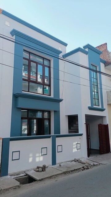 2 BHK Independent House – Exterior View View at Chinhat - for Rent