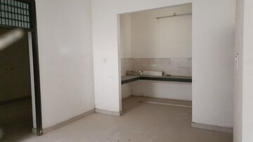 Room in 2 BHK Independent House at Chinhat – for Rent