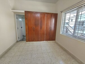 Room in 2 BHK Apartment at Cambridge Layout – for Rent