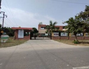  Plot For Sale in Kalindi Kunj
