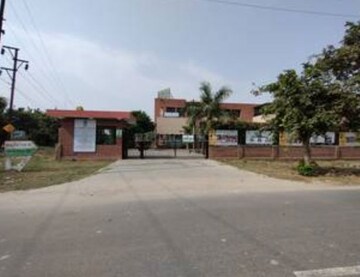  Plot For Sale in Kalindi Kunj