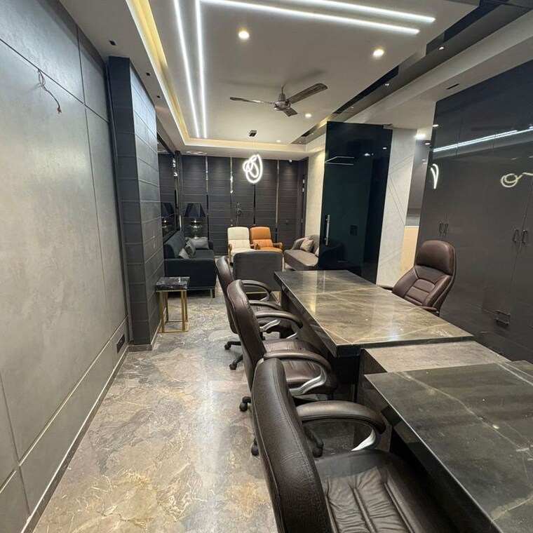 Gym, greater kailash ii Commercial Office Space 1400 Sq.Ft. In Greater Kailash ii Delhi 9765952