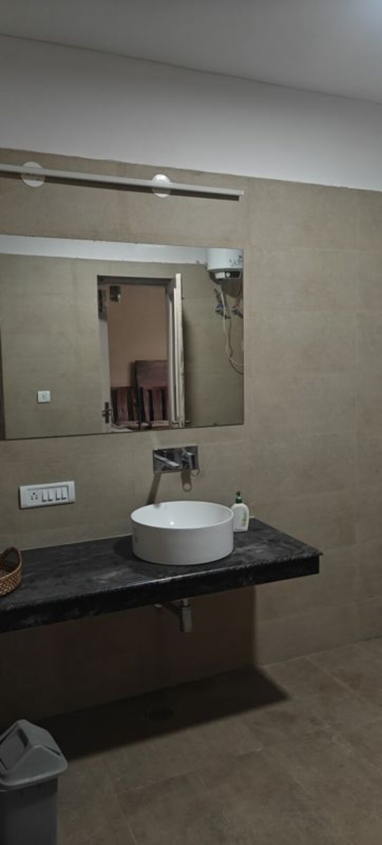 Bathroom, vasant kunj 1 RK 450 Sq.Ft. Builder Floor In Vasant Kunj Delhi 9840251