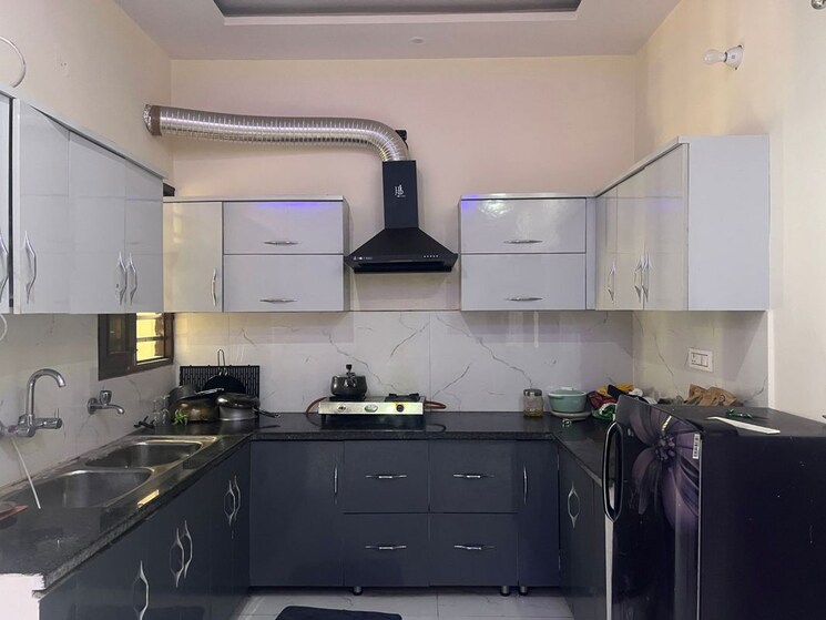 Kitchen, jtpl-flora-designer-floors 2 Bedroom 950 Sq.Ft. Builder Floor In Mohali Sector 115 Chandigarh 9840253