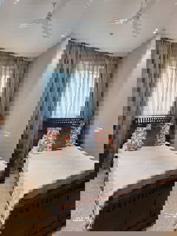 2 BHK Apartment For Rent in Hiranandani Castle Rock