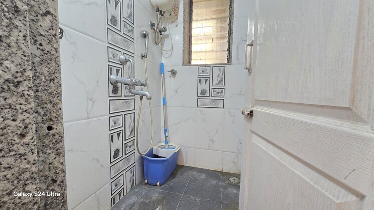Bathroom, la-chapelle-apartment 1 Bedroom 550 Sq.Ft. Apartment In Malad West Mumbai 9840291