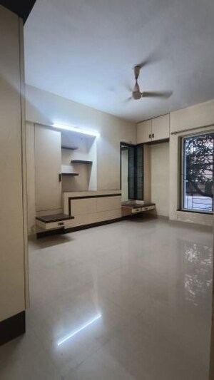 Master Bedroom in 2 BHK Apartment at Tulshibaugwale Colony, Sahakar Nagar – for Rent