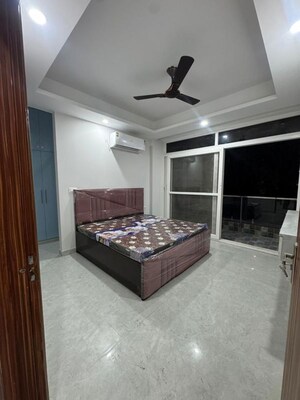 Bedroom in 3 BHK Builder Floor at South City 1 – for Rent