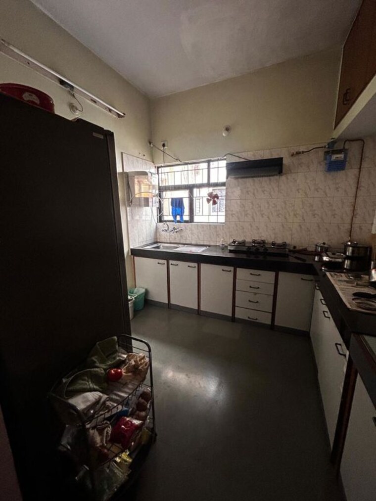 Kitchen, mantri-kishor-park 3 Bedroom 2600 Sq.Ft. Apartment In Bhosale Nagar Pune 9840330