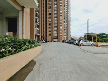 3 BHK Apartment – Exterior View View at Pashmina Waterfront, Old Madras Road - for Rent