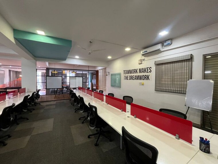 Team Area, hsr layout Commercial Office Space 3200 Sq.Ft. In Hsr Layout Bangalore 9840409