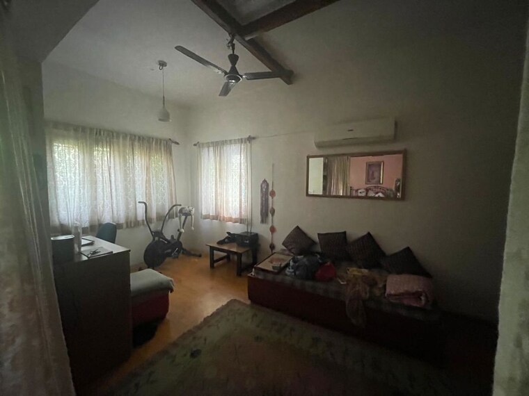 Living Room, arun-vihar-sector-37 2 Bedroom 750 Sq.Ft. Apartment In Sector 37 Noida 9840442