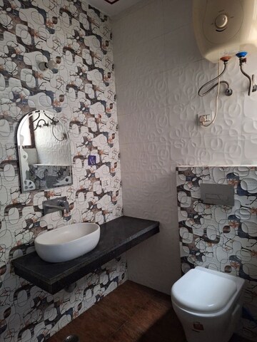 Bathroom in 3 BHK Builder Floor at Ansal Plaza Sector-23, Sector 23 – for Rent