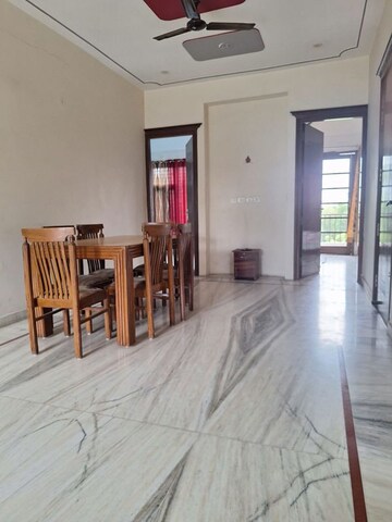 Room in 3 BHK Builder Floor at Ansal Plaza Sector-23, Sector 23 – for Rent