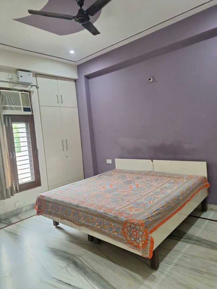 Bedroom, ansal-plaza-sector-23 3 Bedroom 2400 Sq.Ft. Builder Floor In Sector 23 Gurgaon 9840458