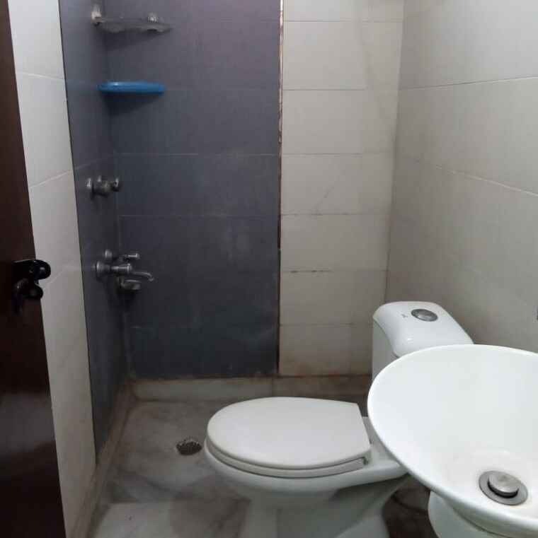 Bathroom, savitri nagar 3 Bedroom 1201 Sq.Ft. Apartment In Savitri Nagar Delhi 9840459