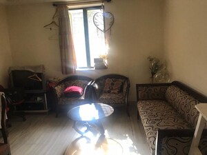 2 BHK Apartment For Rent in Vakola Crystal CHS, Santacruz East
