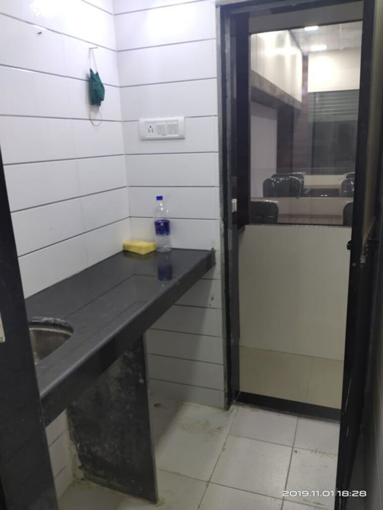 Kitchen, real-tech-park Commercial Office Space 600 Sq.Ft. In Vashi Sector 30a Navi Mumbai 9840470