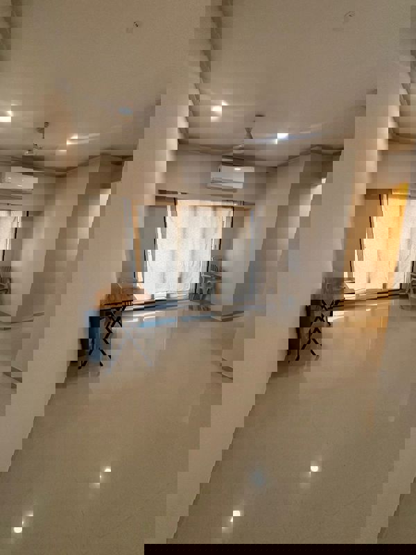 2.5 BHK Apartment For Sale in Chembur