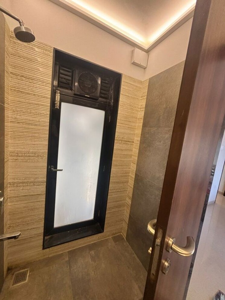 Bathroom, chembur 2.5 Bedroom 1105 Sq.Ft. Apartment In Chembur Mumbai 9840454