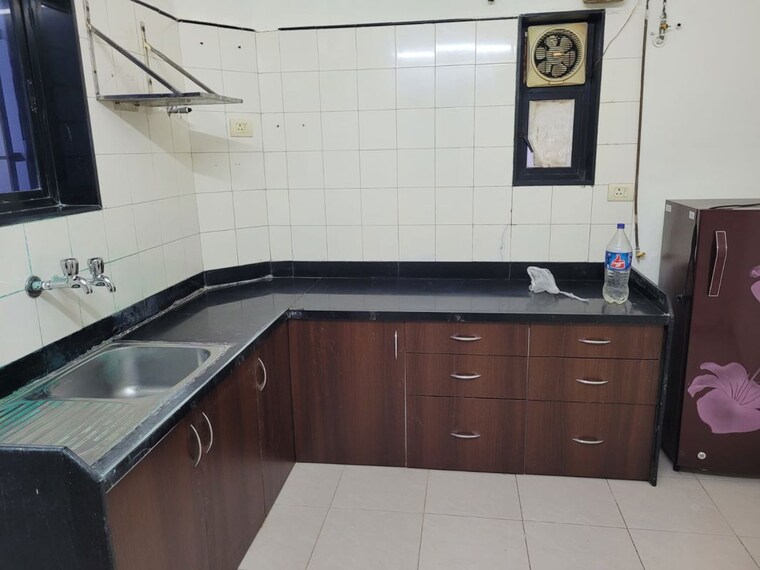 Kitchen, rohan-garima-phase-ii 3 Bedroom 1600 Sq.Ft. Apartment In Model Colony Pune 9840497