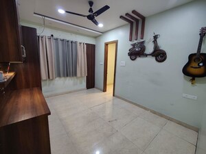 Living Room in 3 BHK Apartment at Shankar Nagar – for Rent