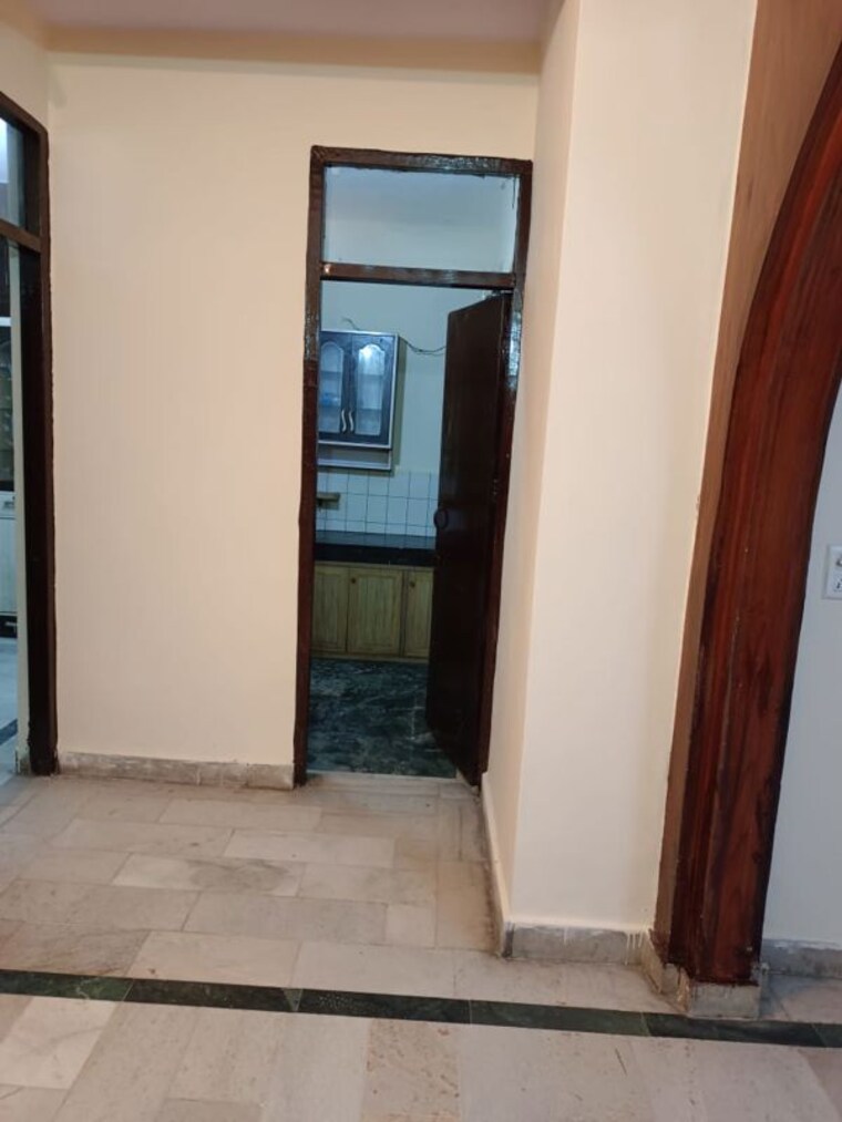 Room, bankey-bihari-kunj 3 Bedroom 1450 Sq.Ft. Apartment In Shalimar Garden Ghaziabad 9840521