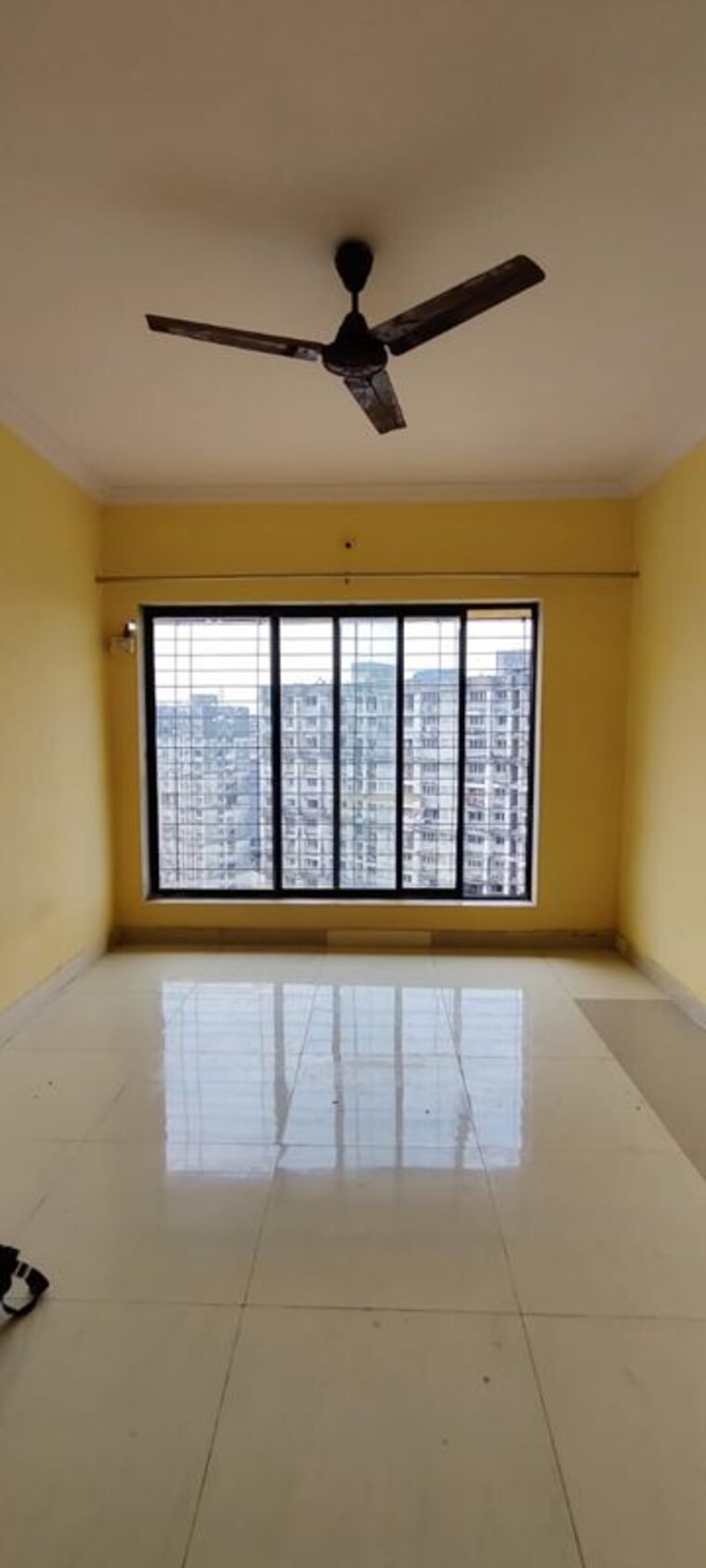 Room, summit-apartment 2 Bedroom 798 Sq.Ft. Apartment In Goregaon East Mumbai 9840545